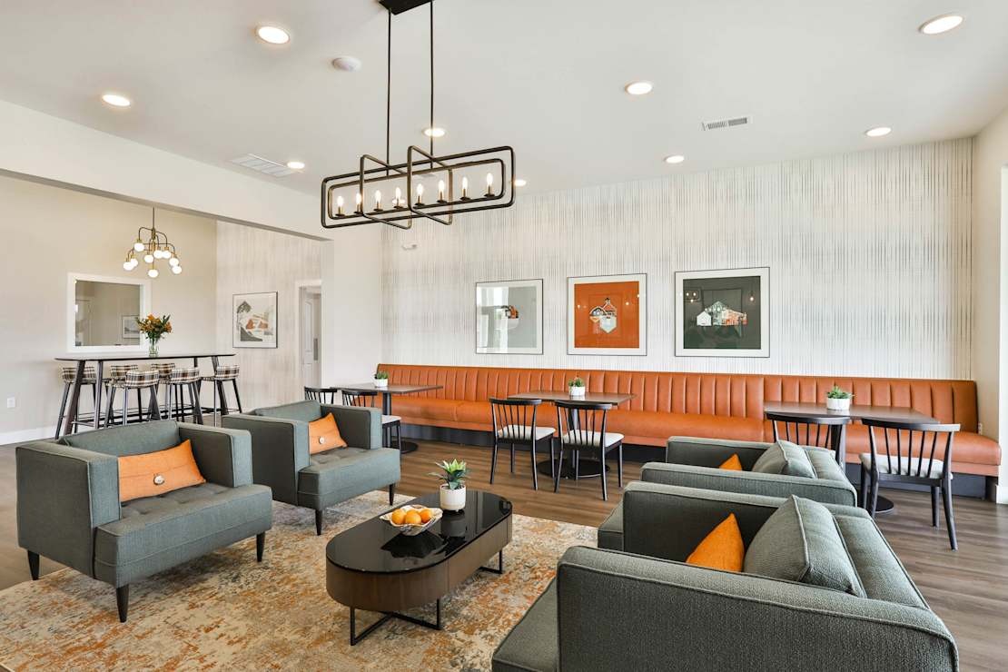 Aventura at Hawk Ridge Image 5