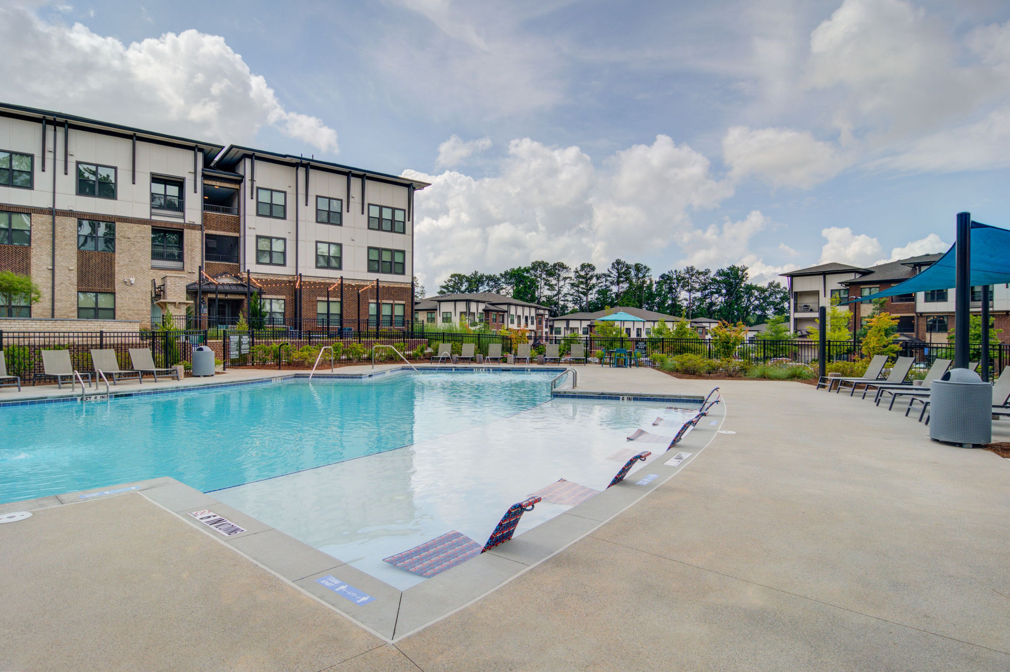 The Edison Sugarloaf Apartments Image 12