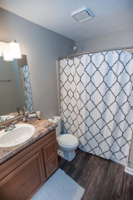 The Oaks Apartment Homes Image 17