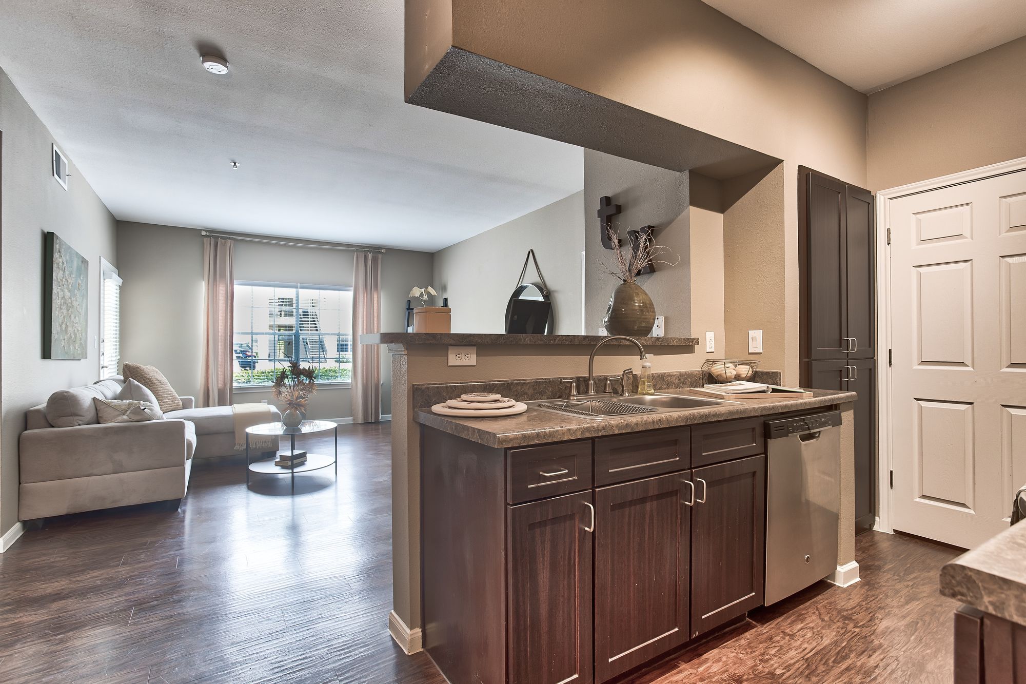 The BLVD at Medical Center Image 46