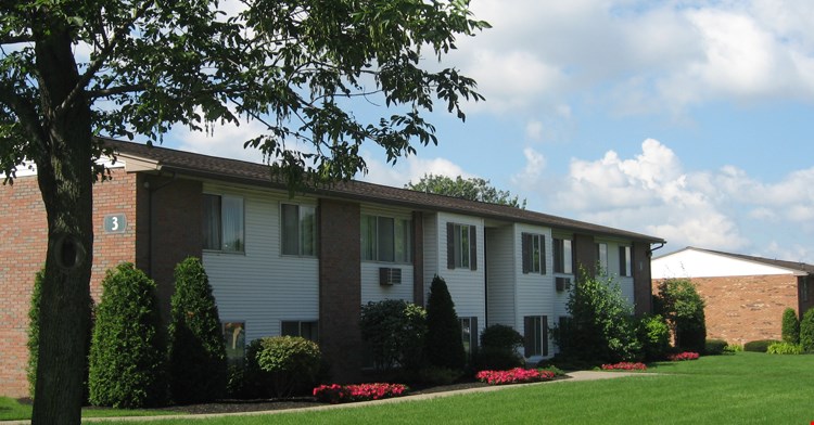 Apartments at Rustic Village Apartments - Rochester