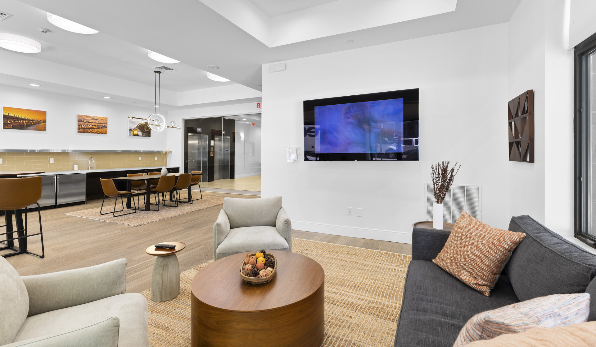 Enjoy a relaxing area to catch up on emails or sit back and watch your favorite show