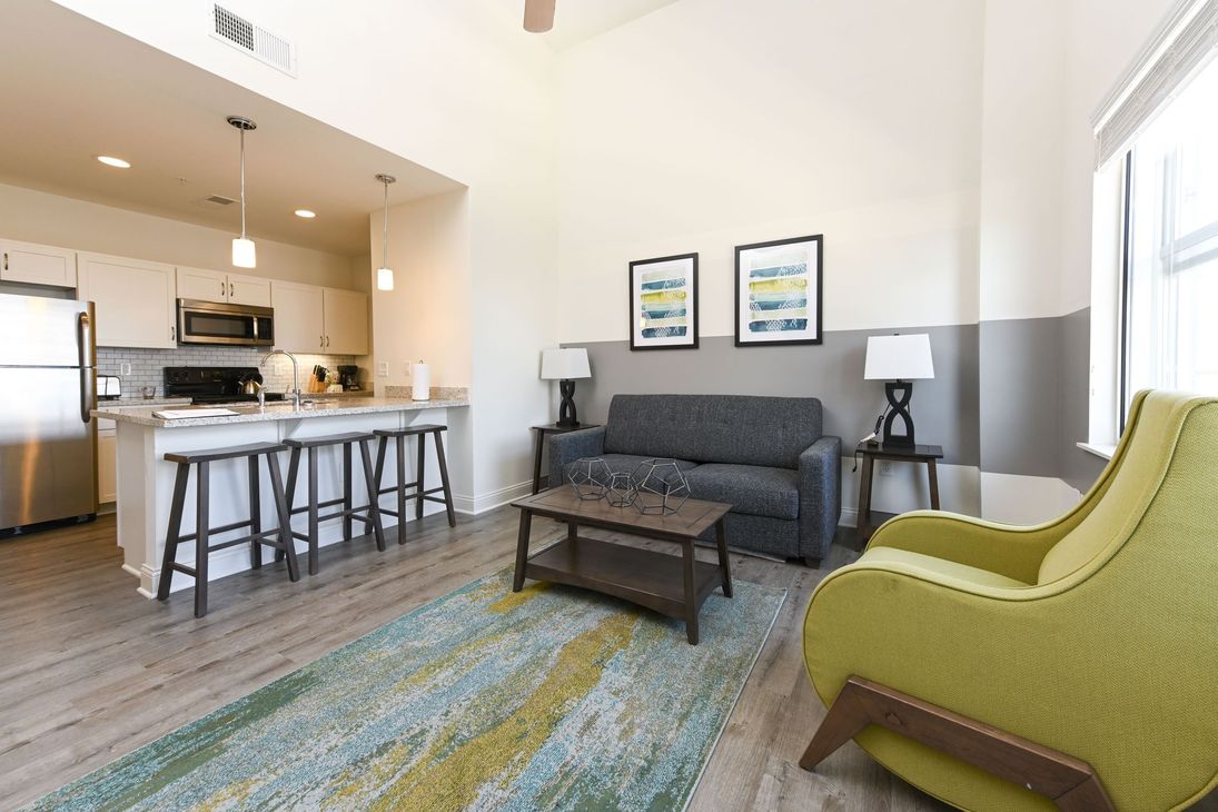 Penn Street Tower Image 6