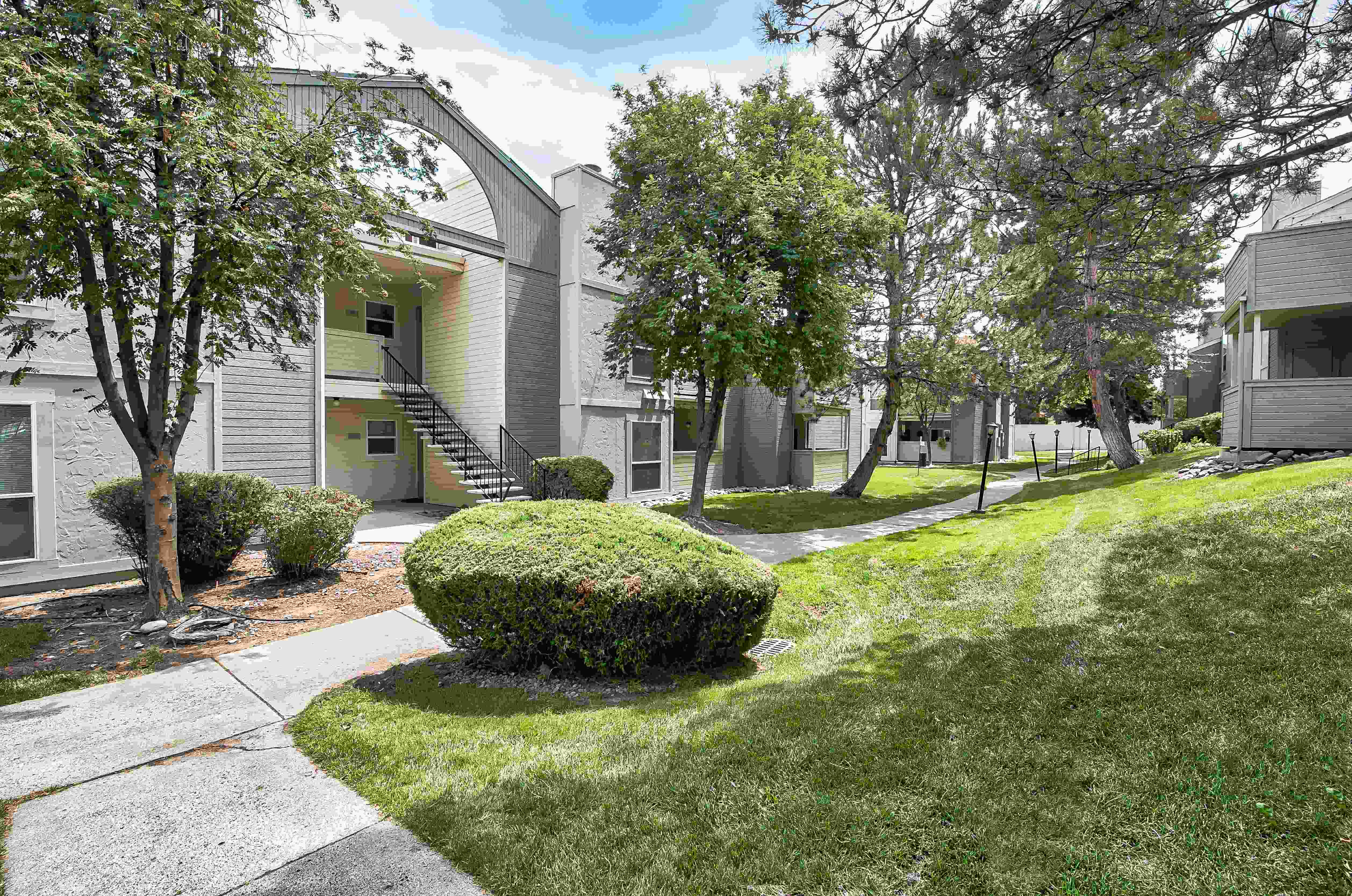 The Lodge at McCarran Ranch Apartment Homes Image 30