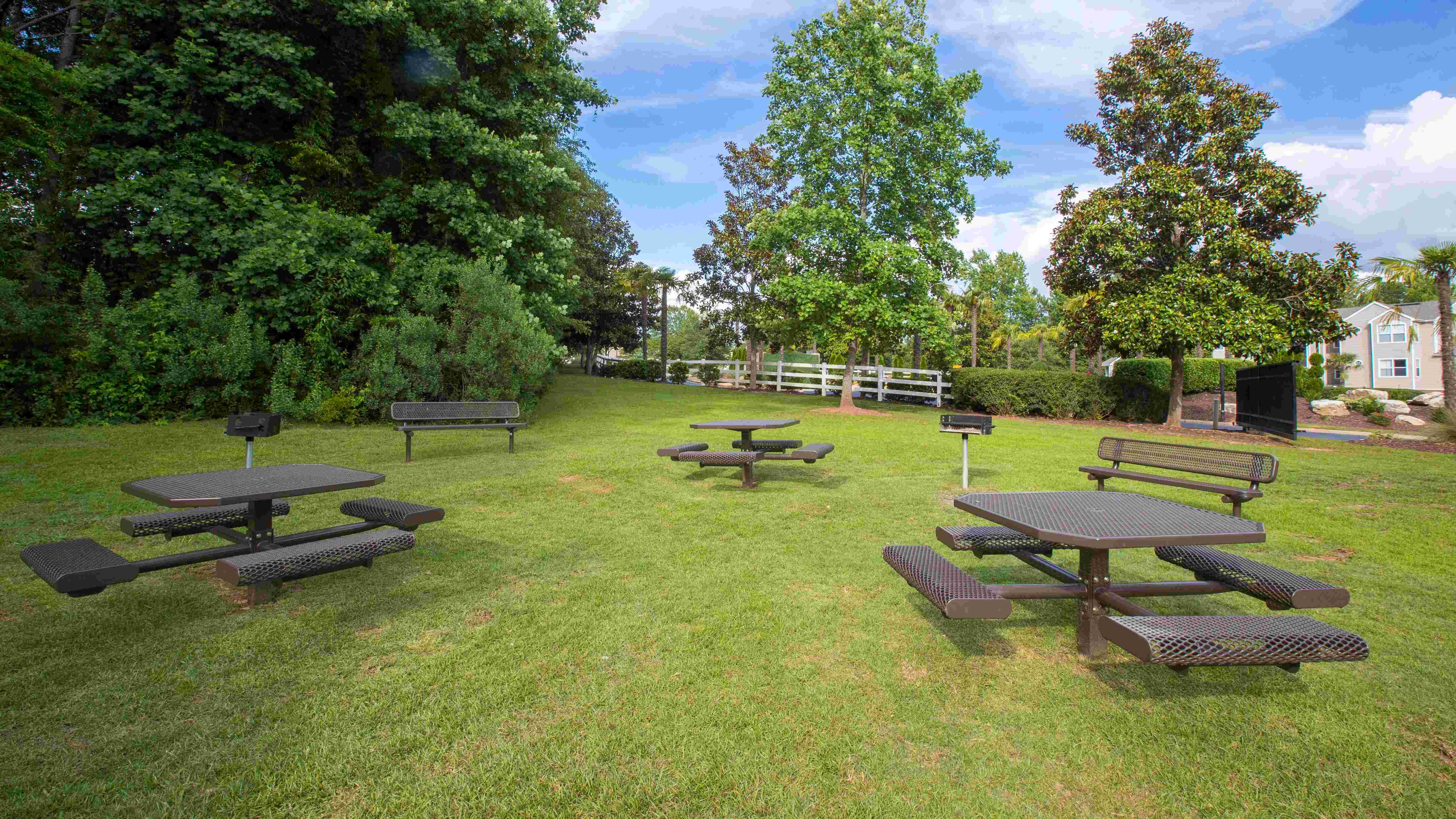 Partake in picnic perfection at our BBQ/Picnic Area, a hidden gem for BBQ aficionados and outdoor enthusiasts. Charcoal grills, picnic tables, and benches await your celebrations and outdoor treats. 