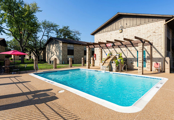 Redbird Village Image 6