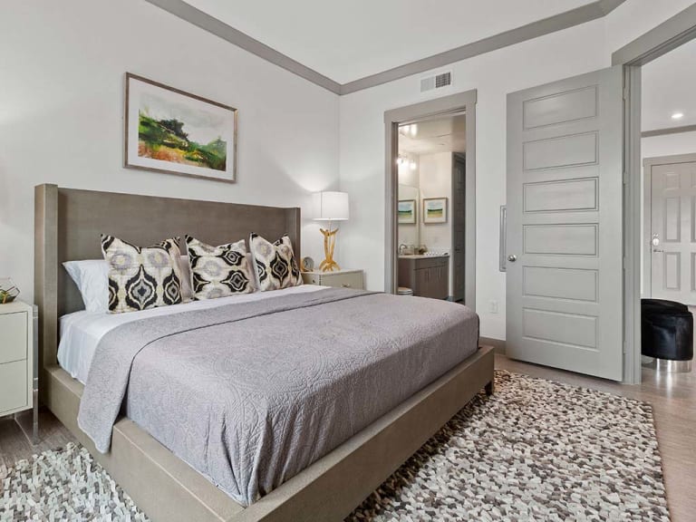 Reveal Skyline Image 32