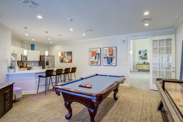 Signature Point Apartment Homes Image 7