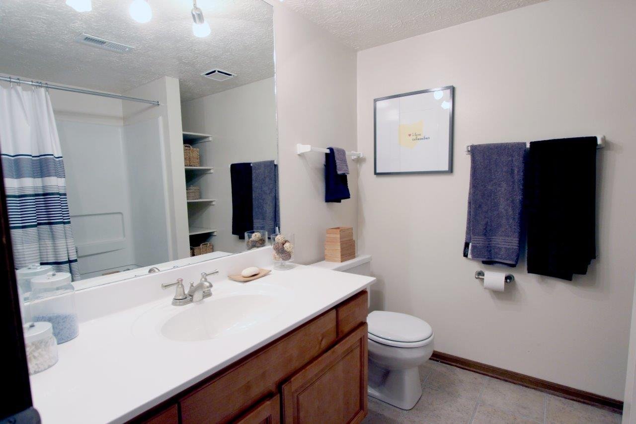 Spacious Bath and Linen Area
