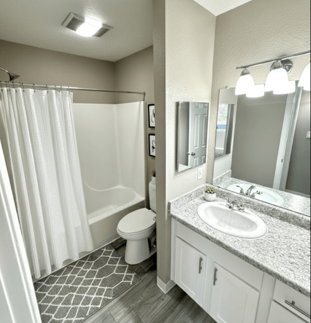 Vista Del Sol Apartments Image 23