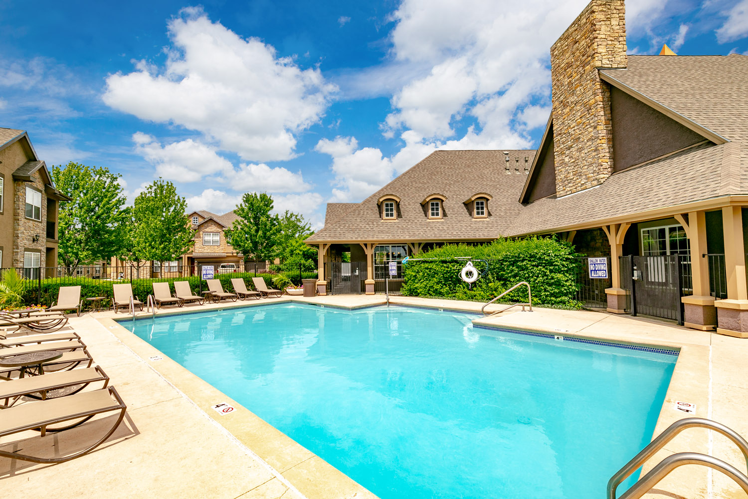 The Village at LionsGate Image 4