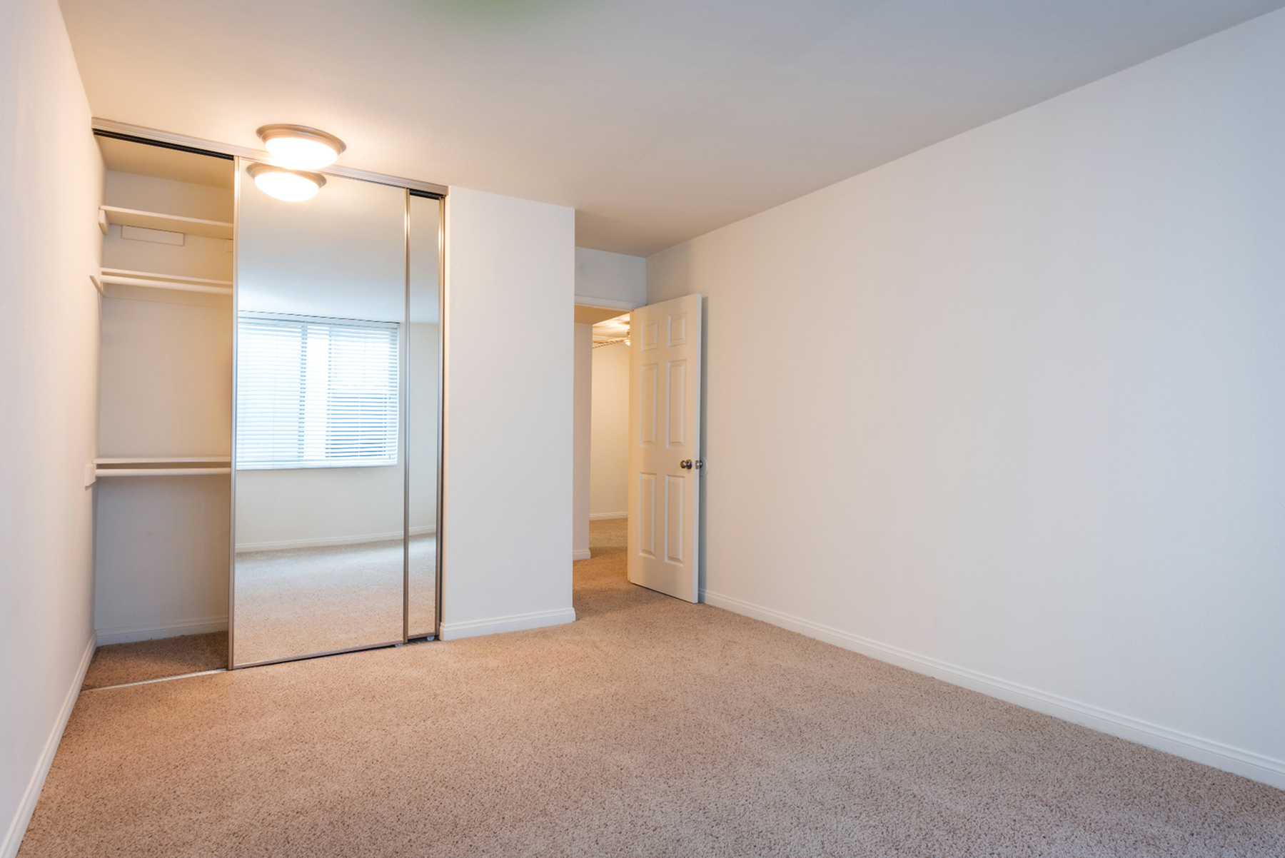 Elan Bella Mer Image 12