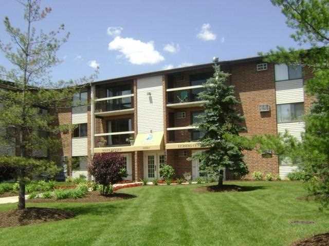 The Ponds Of Naperville Image 1