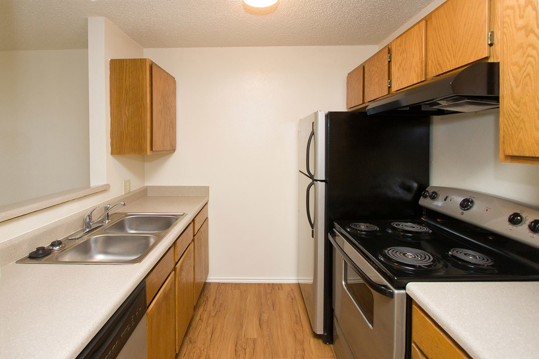 Stonegate Apartments Image 11