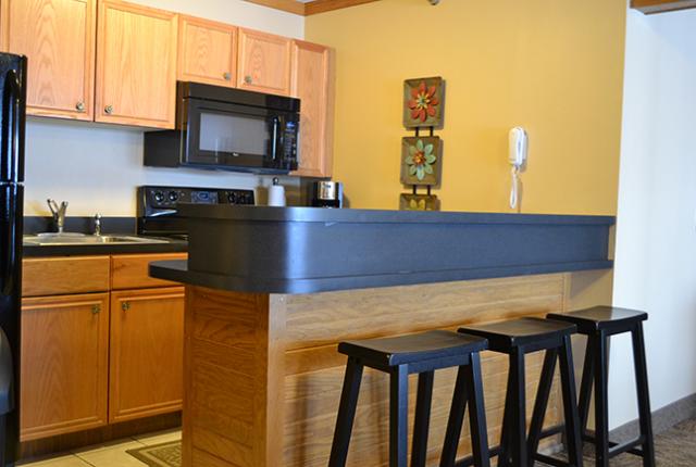 Views of Minnetonka Image 6