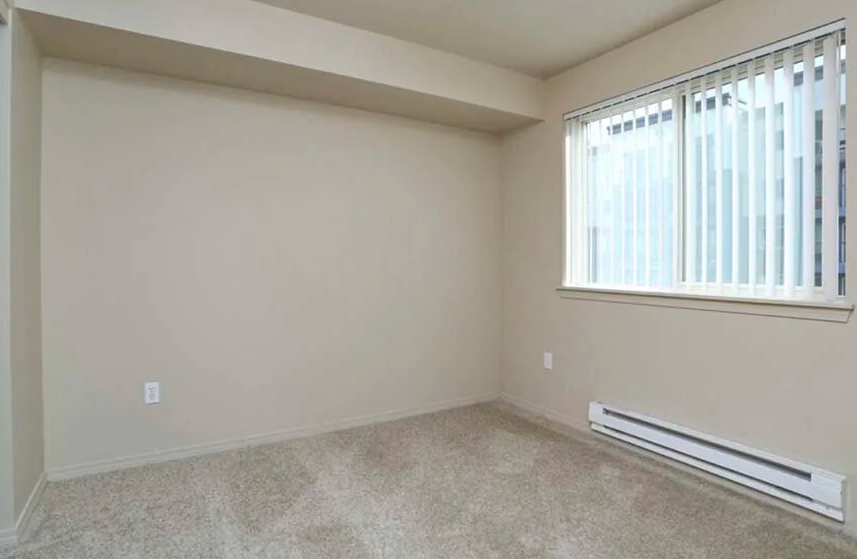 The Blakely  Image 12