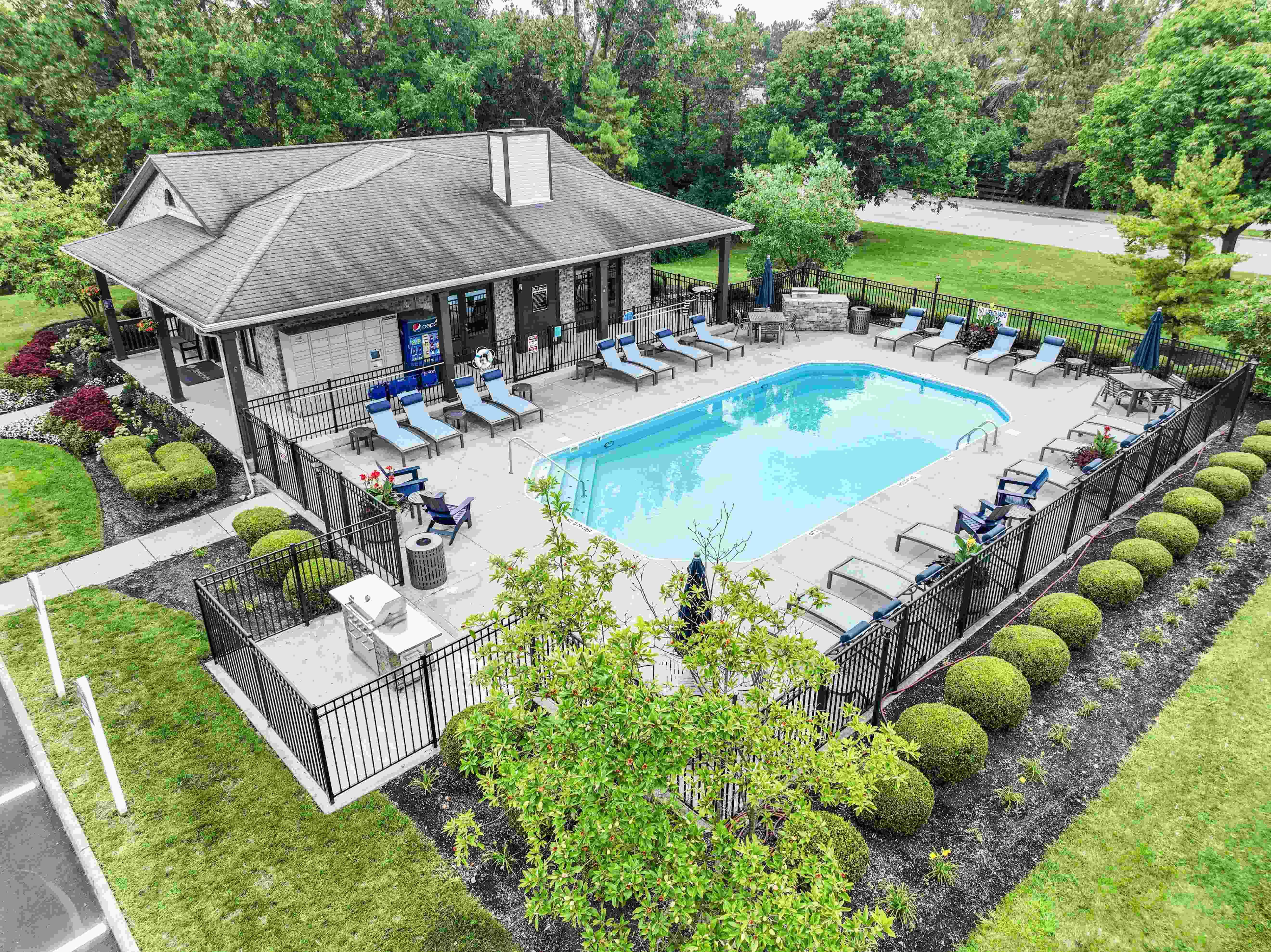 Sterling Park Apartments Image 8