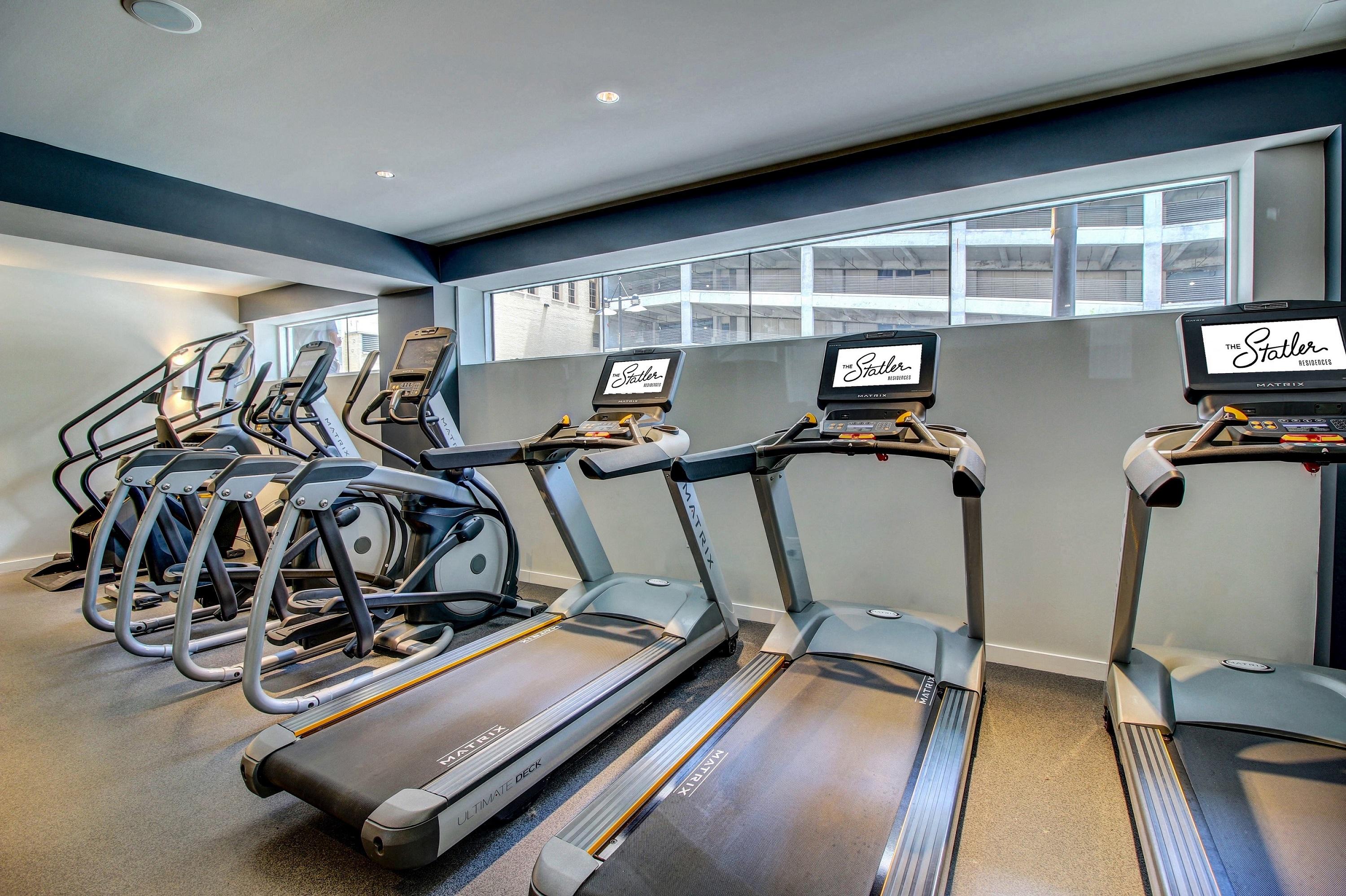 24/7 Fully Equipped High Tech Fitness Center