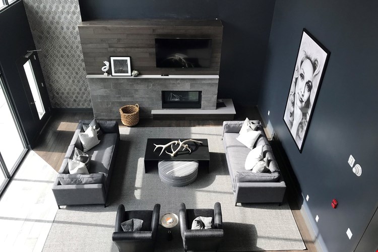 Village 21 Apartments Image 3