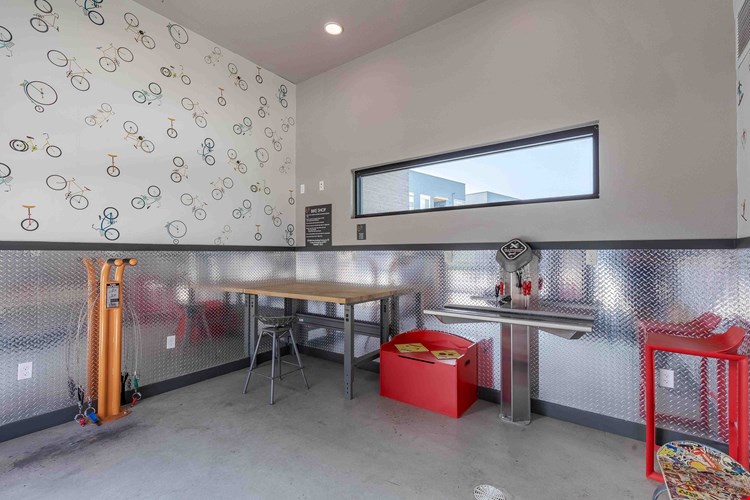 Encore Evans Station Apartments Image 11