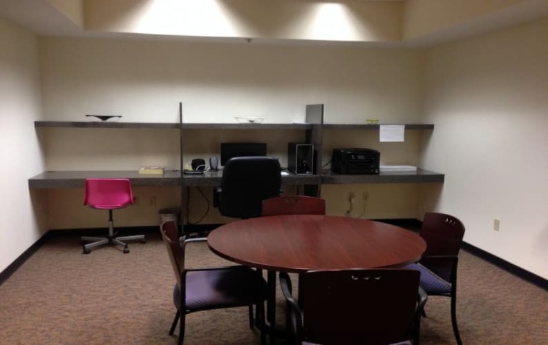 Sixth and Race Image 9