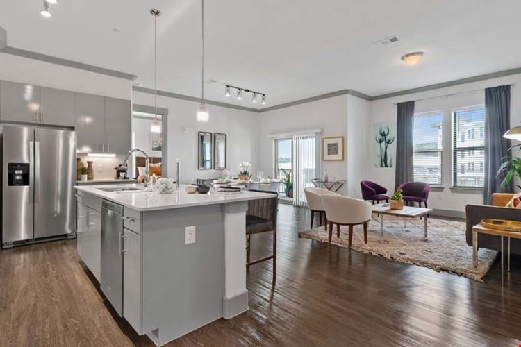 Reveal Skyline Image 34