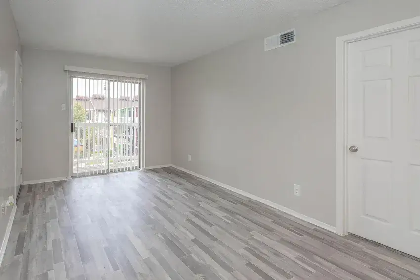 Mireya Apartment Homes Image 7