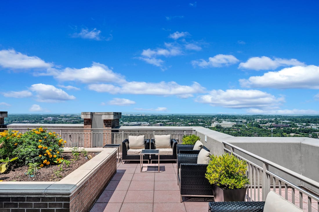 The Cosmopolitan at Reston Town Center Image 4