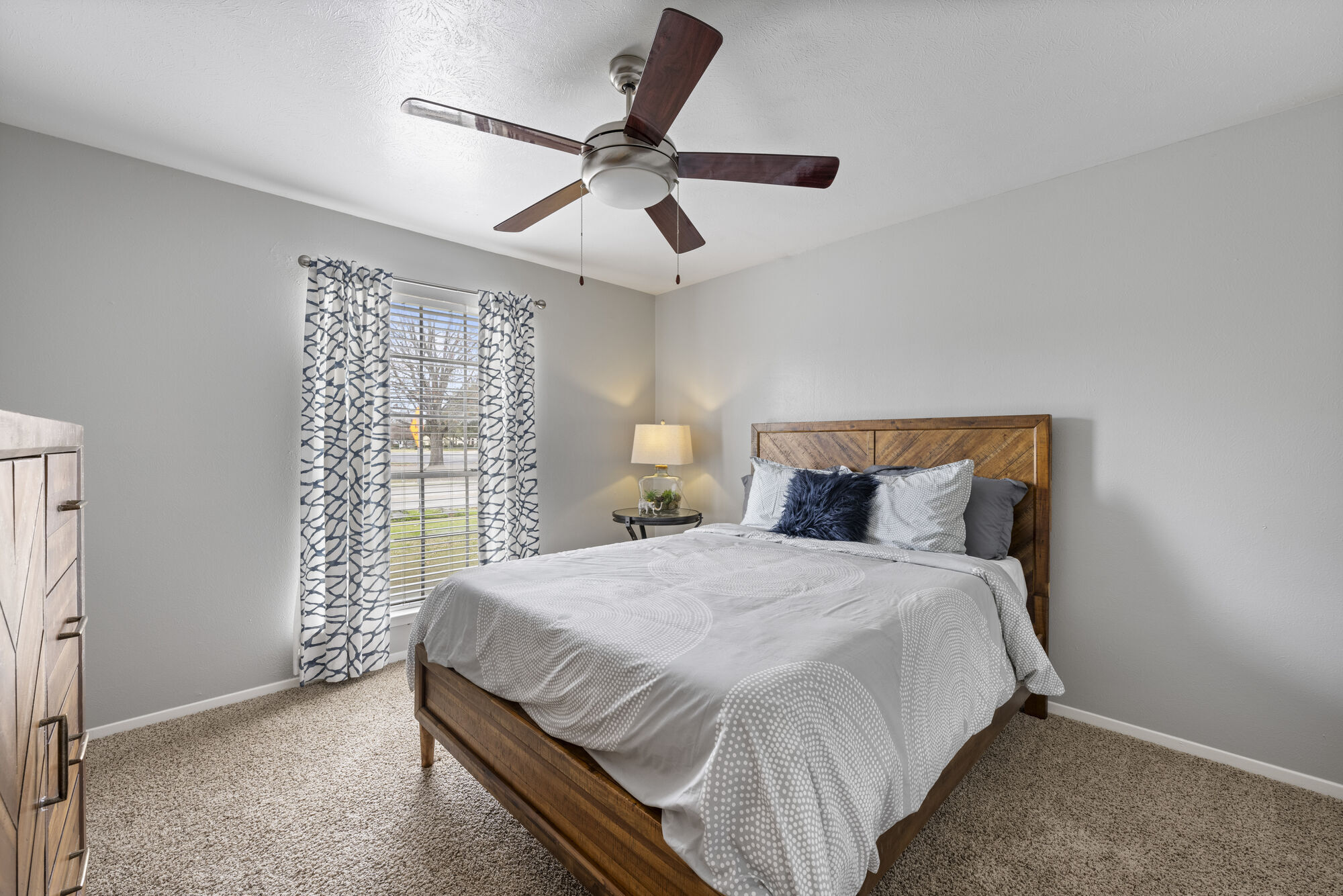 Lockwood Heights Image 35