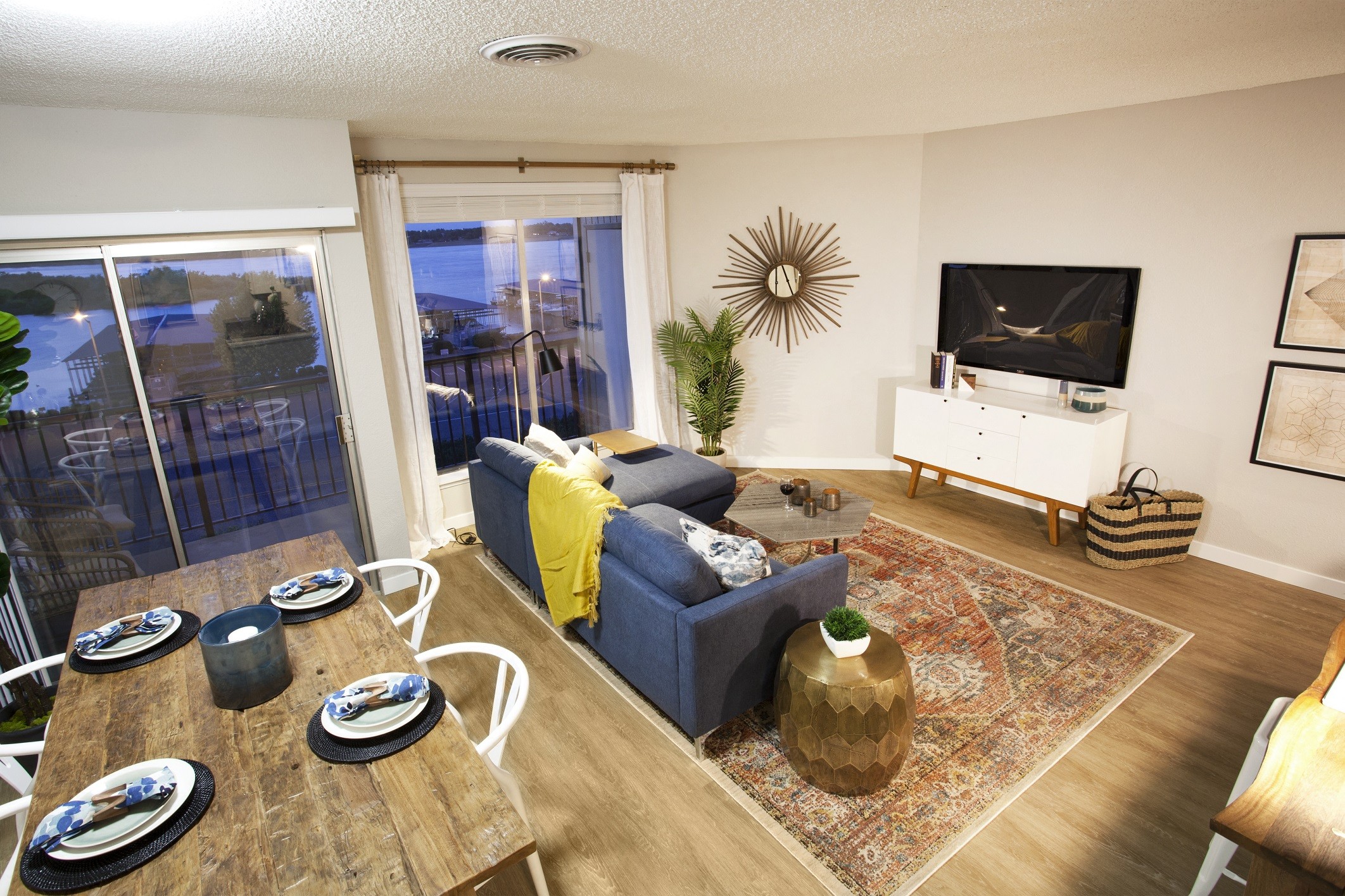 Evergreen Ridge Apartments Image 4