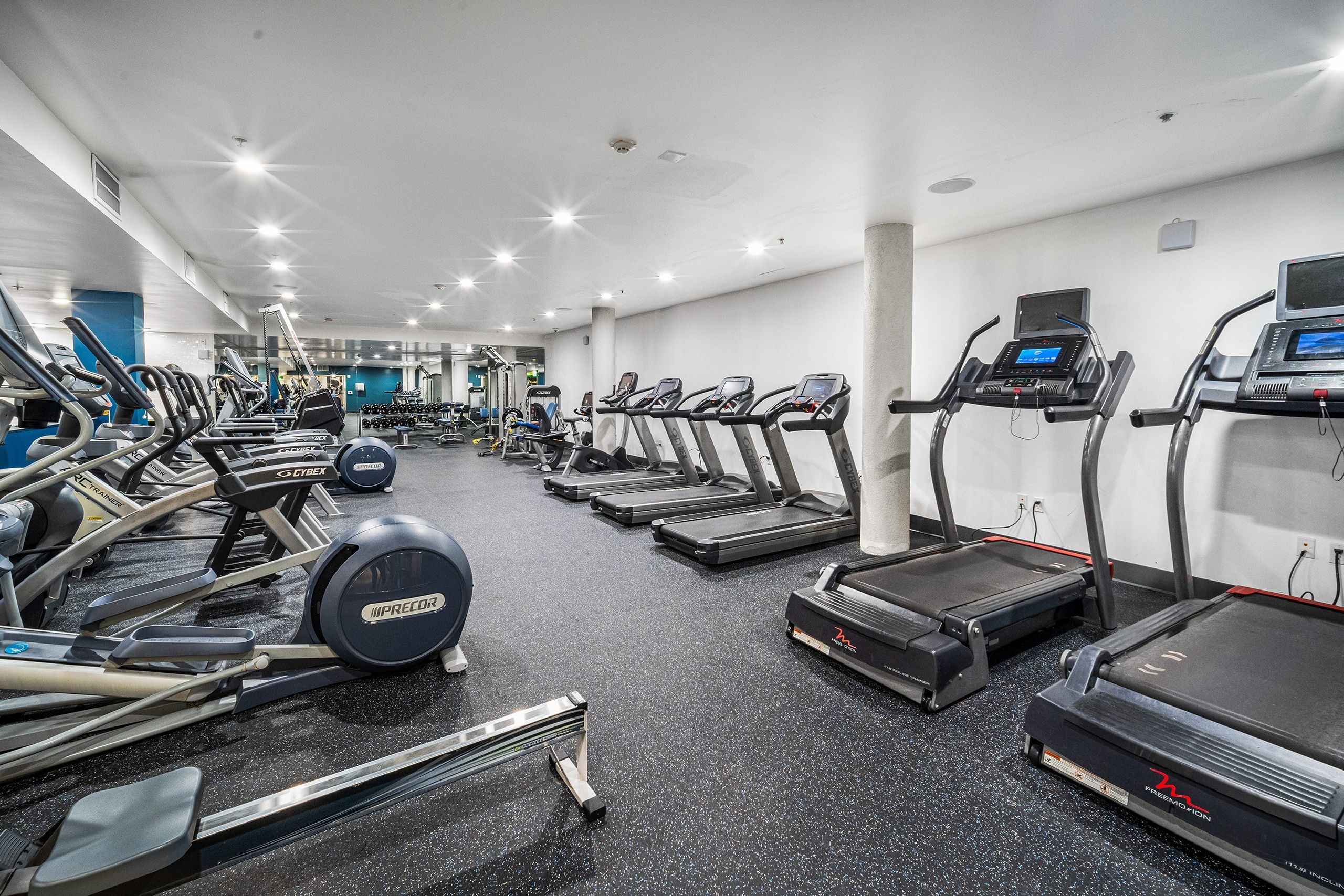 Esprit Marina del Rey Image 25