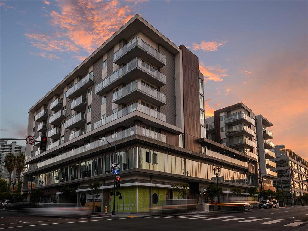 F11 Luxury Apartments in San Diego, CA