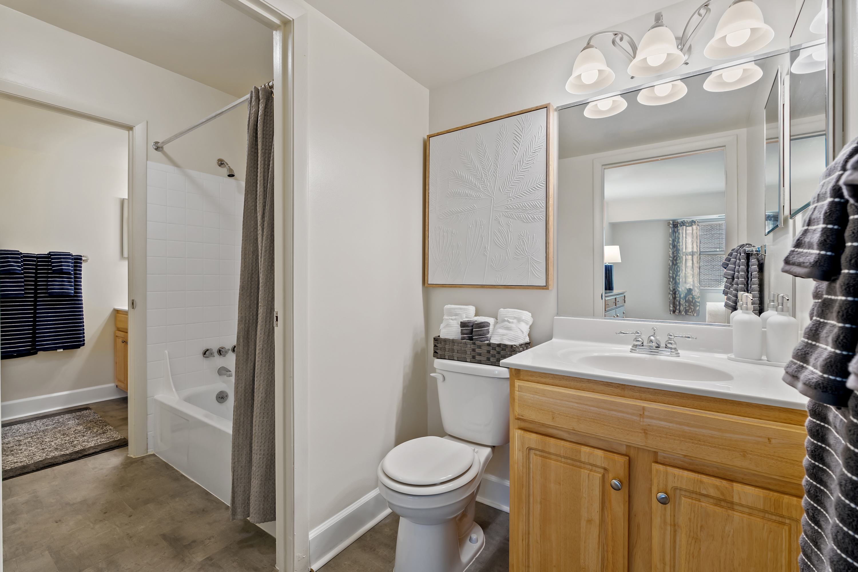 Woodsdale Apartments Image 11