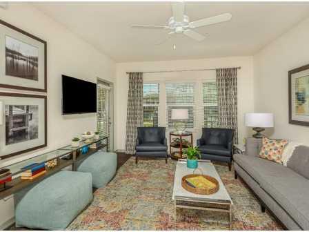 Aura at 4th Image 17