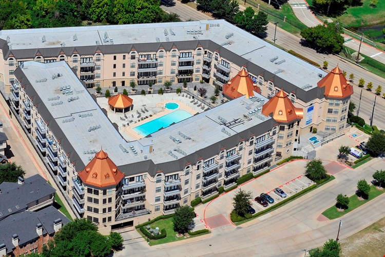 Chateau De Ville Image 14