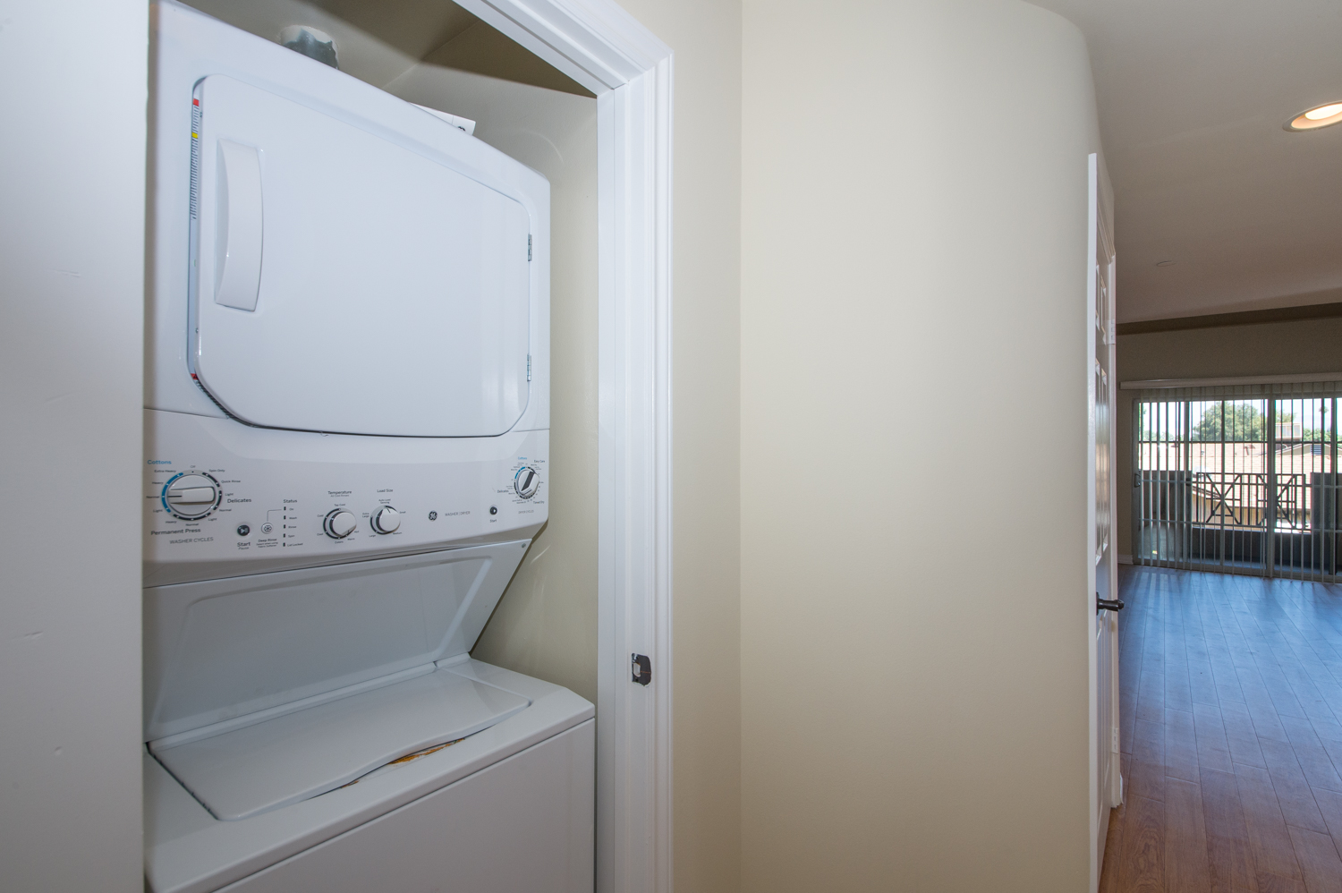 IMT Belasera at Sherman Way Image 27