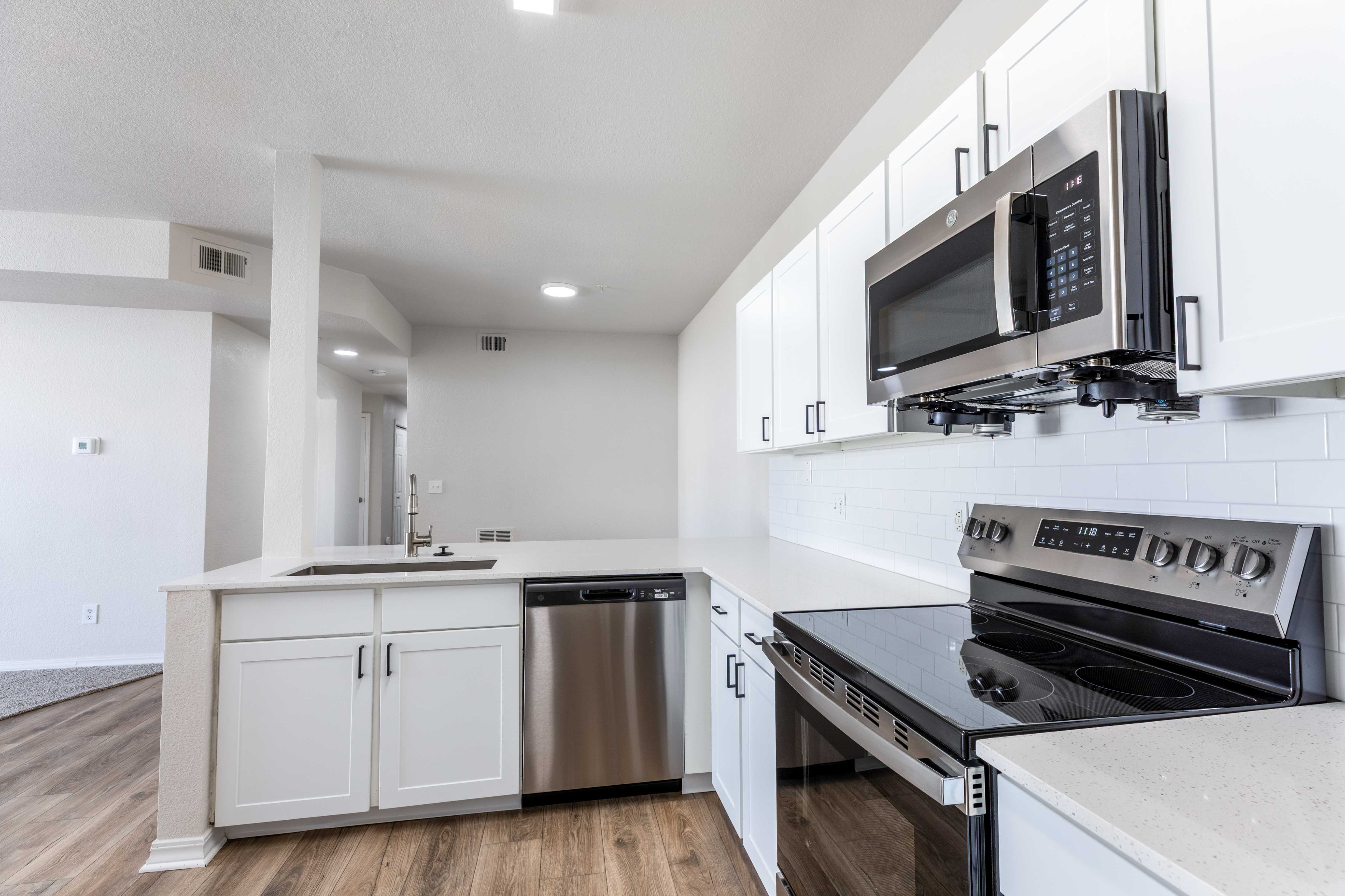 Pavilions at Silver Sage Apartments Image 31