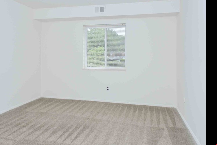 Gladstone Towers Bedroom