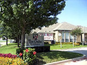 Oaks Of Arlington Image 3