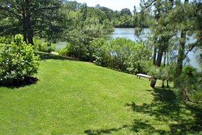 Linkhorn Bay Apartments Image 3