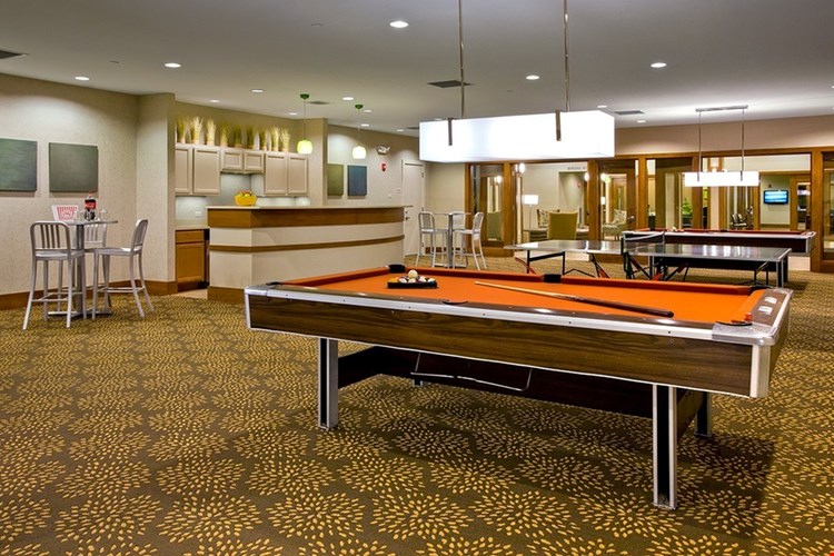 Schaumburg- International Village Image 5