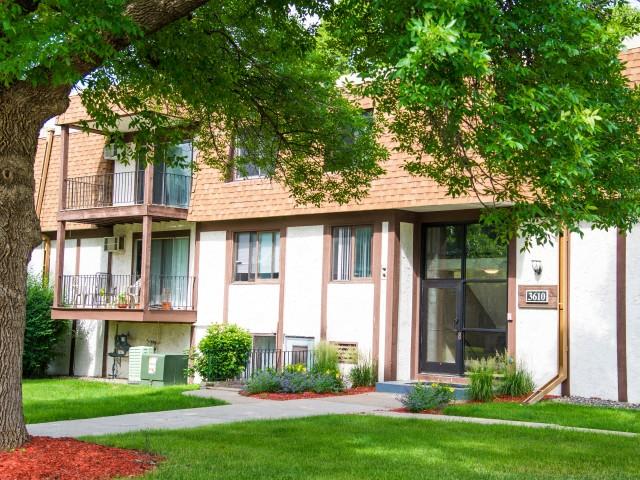 Lancaster Village Apartments Image 39