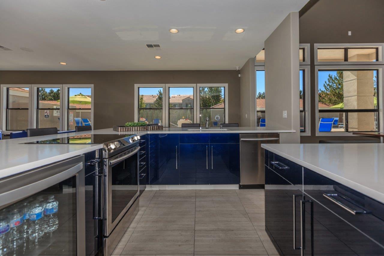 Sagecliff Apartments Clubhouse Counter Tops