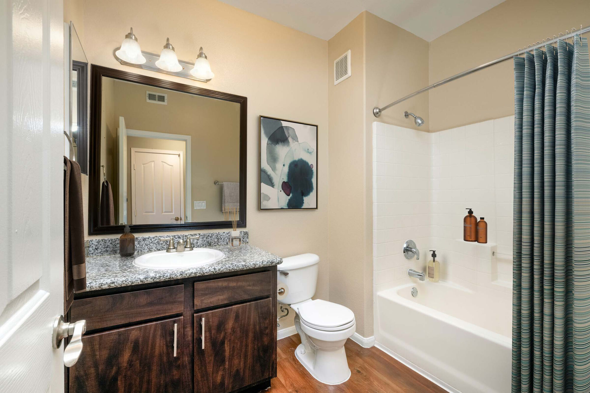 Camden Crown Valley Image 7