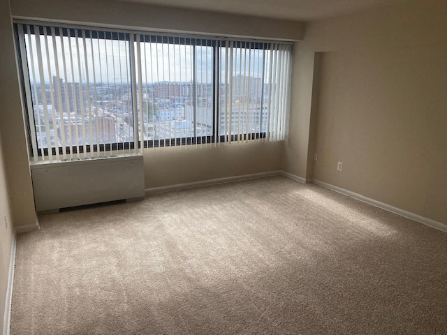 Silver Spring Towers Image 35