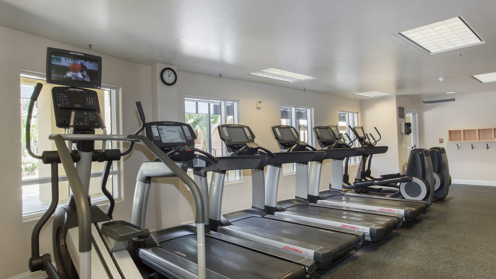 Mariposa at Playa Del Rey Image 2