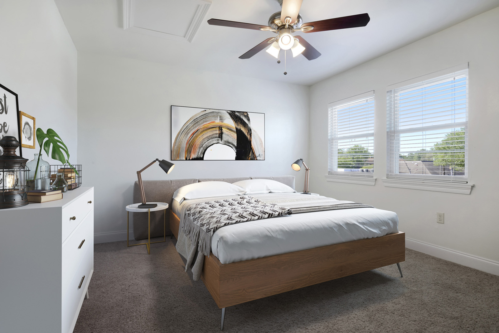 Warwick Apartments Image 6