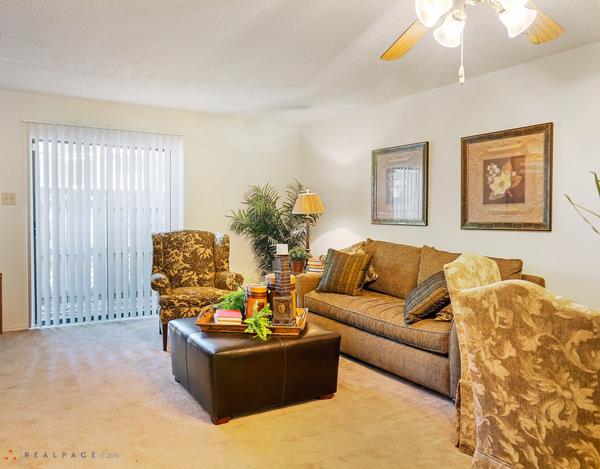 The Corners Apartments Image 17