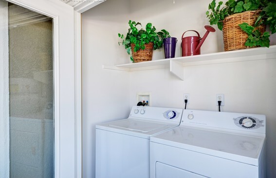 The Landing Image 10