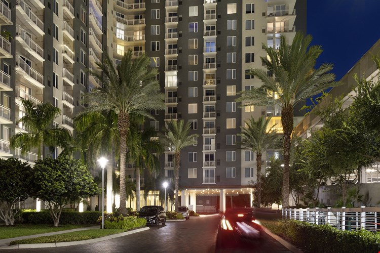 Camden Pier District Image 47